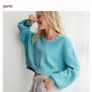 Aerie Women's Light Blue Crew Neck Sweater